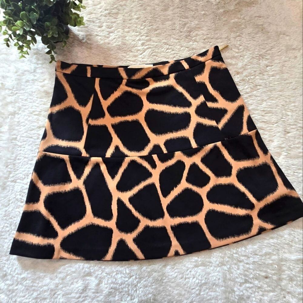 MICHAEL Michael Kors Black and Tan Skirt